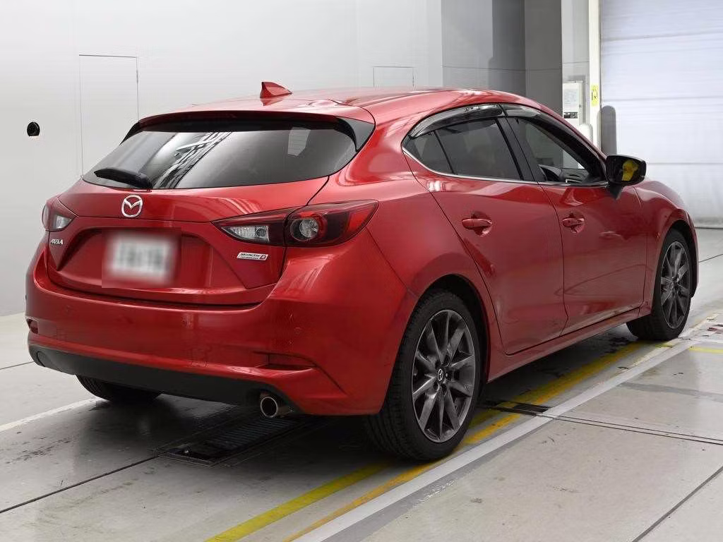 MAZDA AXELA