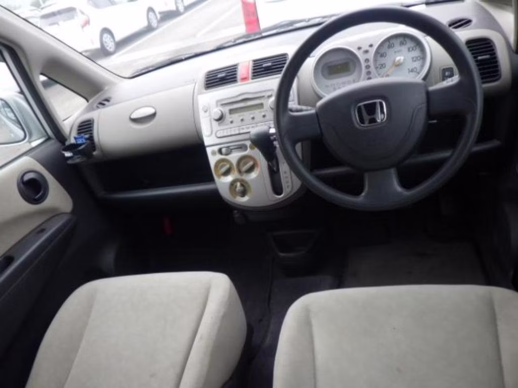 HONDA LIFE