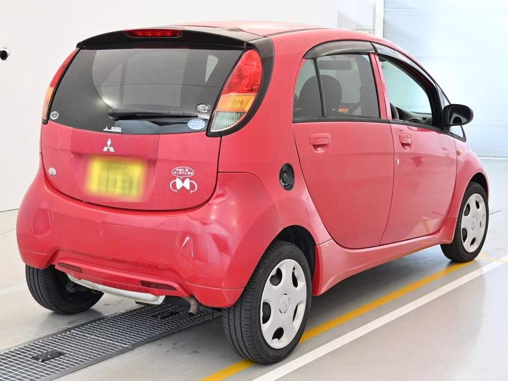 MITSUBISHI I