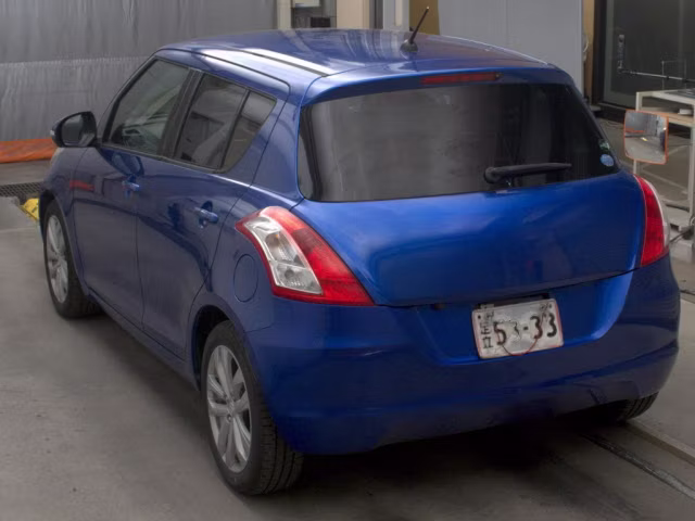 SUZUKI SWIFT