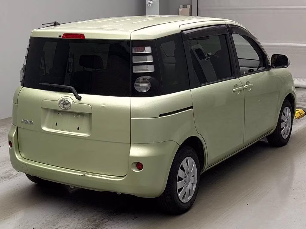TOYOTA SIENTA