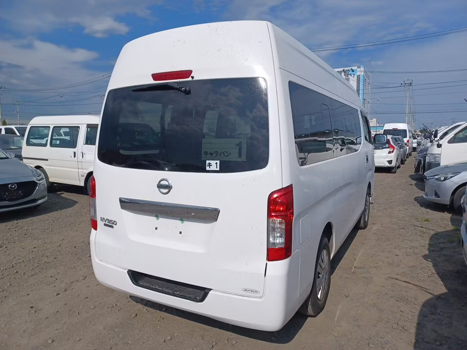NISSAN NV350 CARAVAN