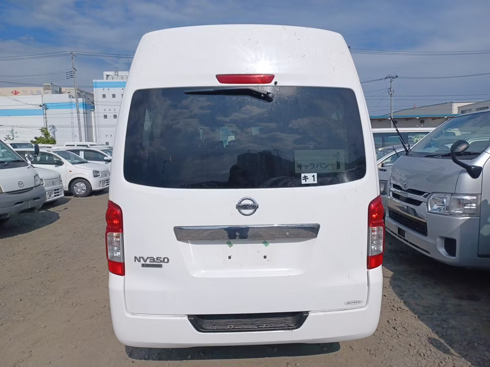 NISSAN NV350 CARAVAN