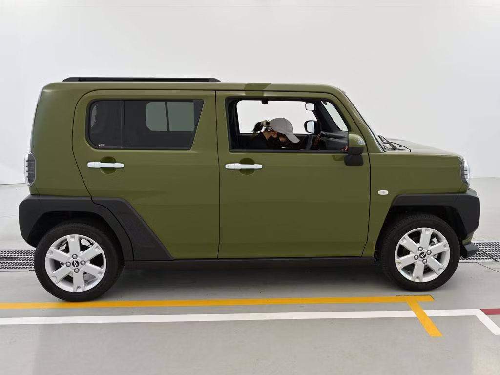 DAIHATSU TAFT