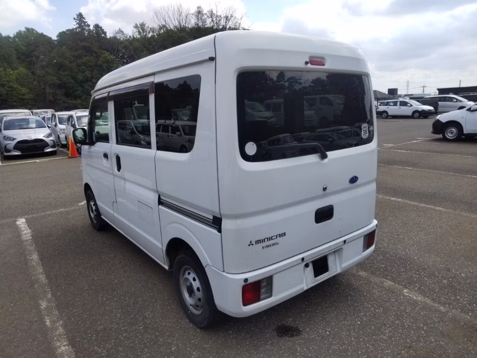 MITSUBISHI MINICAB