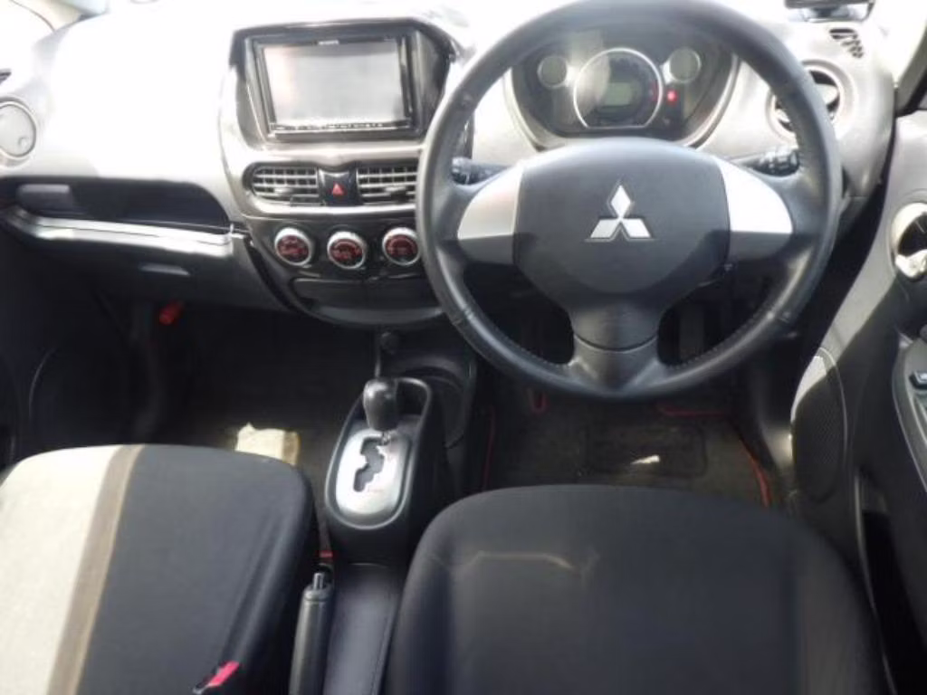 MITSUBISHI I