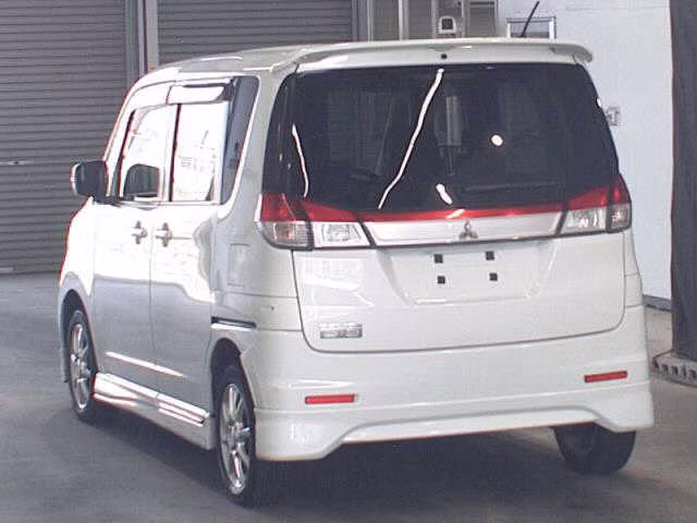 MITSUBISHI DELICA D:2