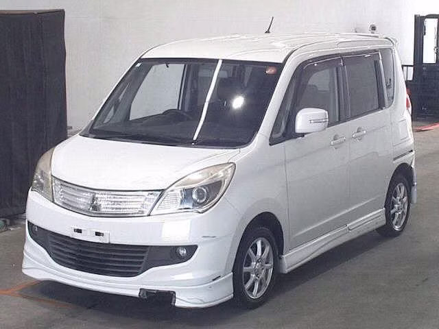 MITSUBISHI DELICA D:2