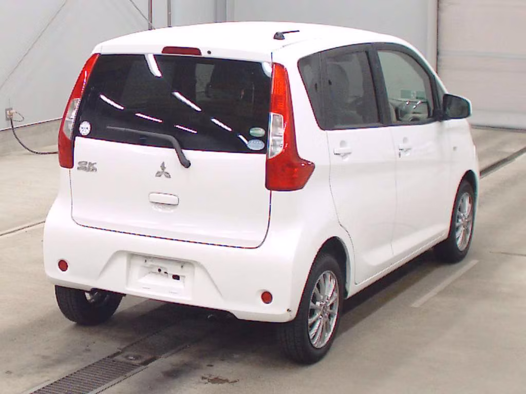 MITSUBISHI EK WAGON