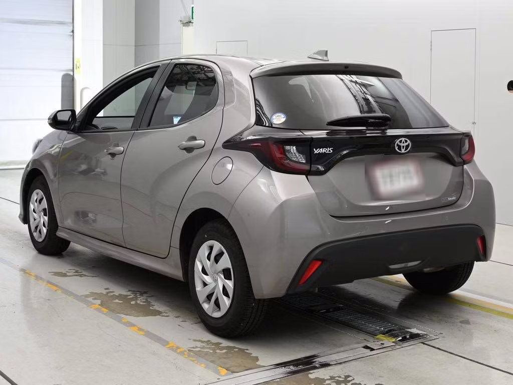 TOYOTA YARIS