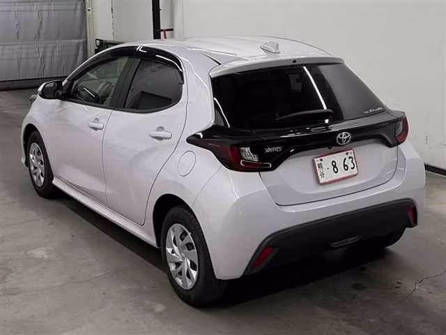 TOYOTA YARIS