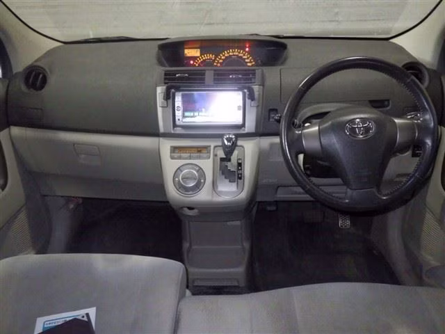 TOYOTA PASSO SETTE