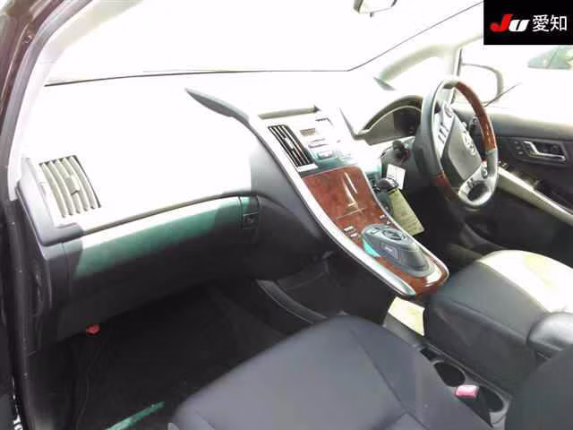 TOYOTA SAI