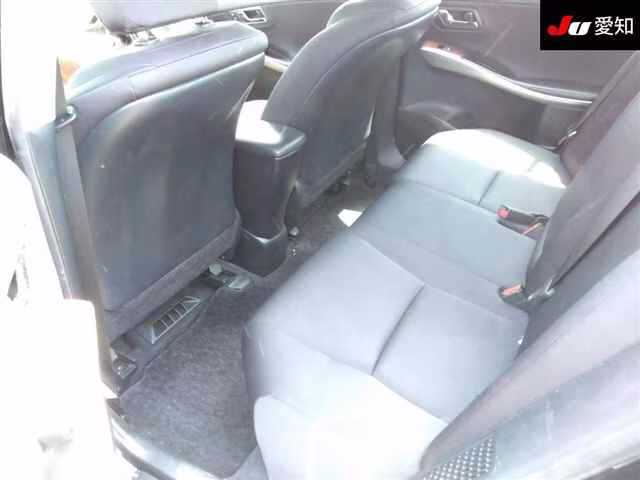 TOYOTA SAI