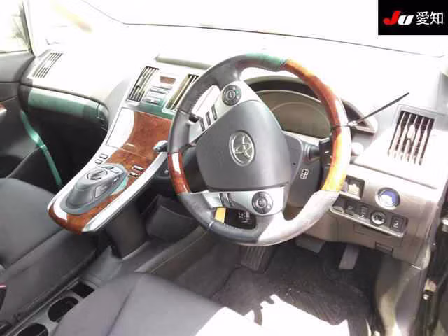 TOYOTA SAI