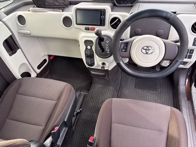 TOYOTA SPADE