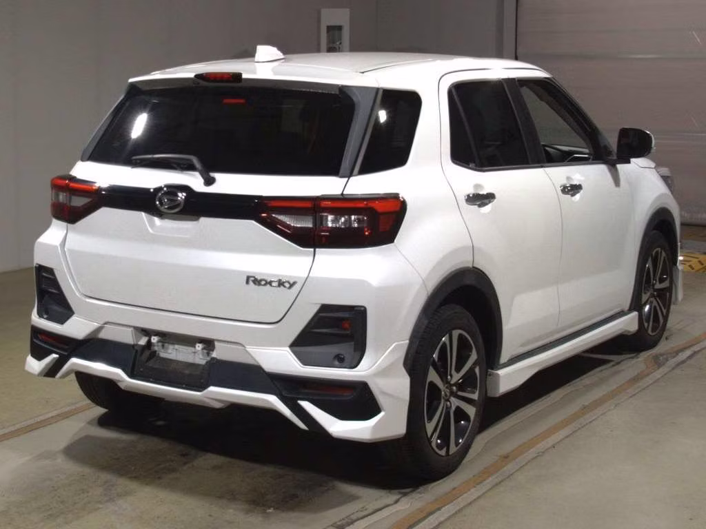 DAIHATSU ROCKY