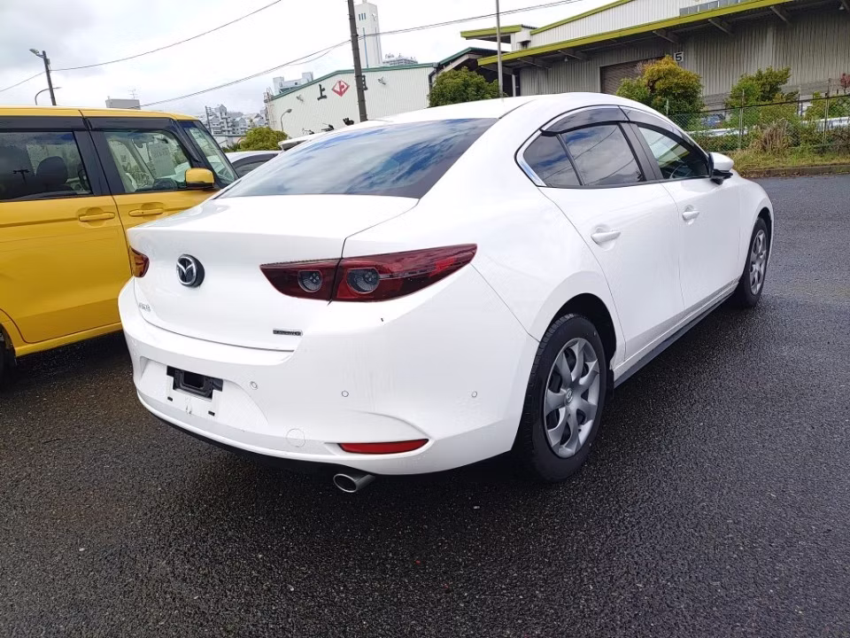 MAZDA MAZDA3