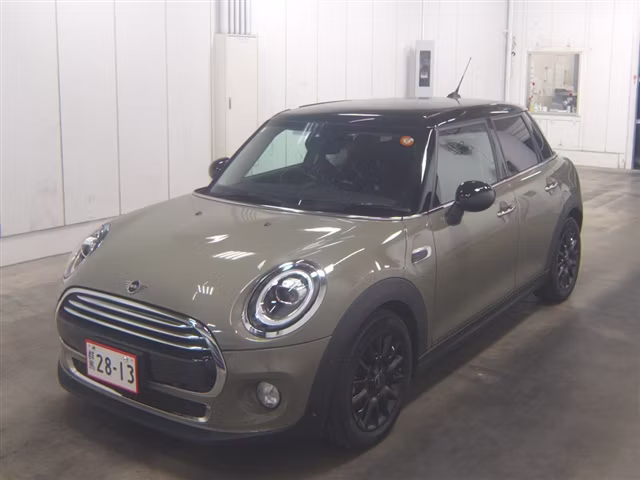 MINI HATCH