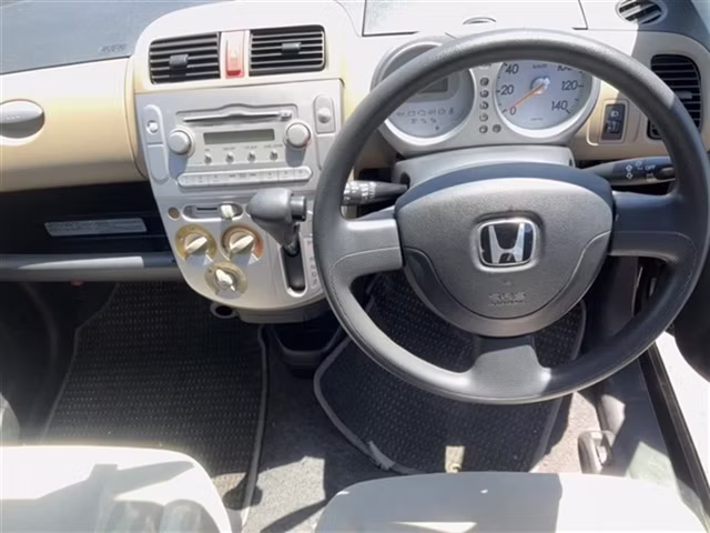 HONDA LIFE