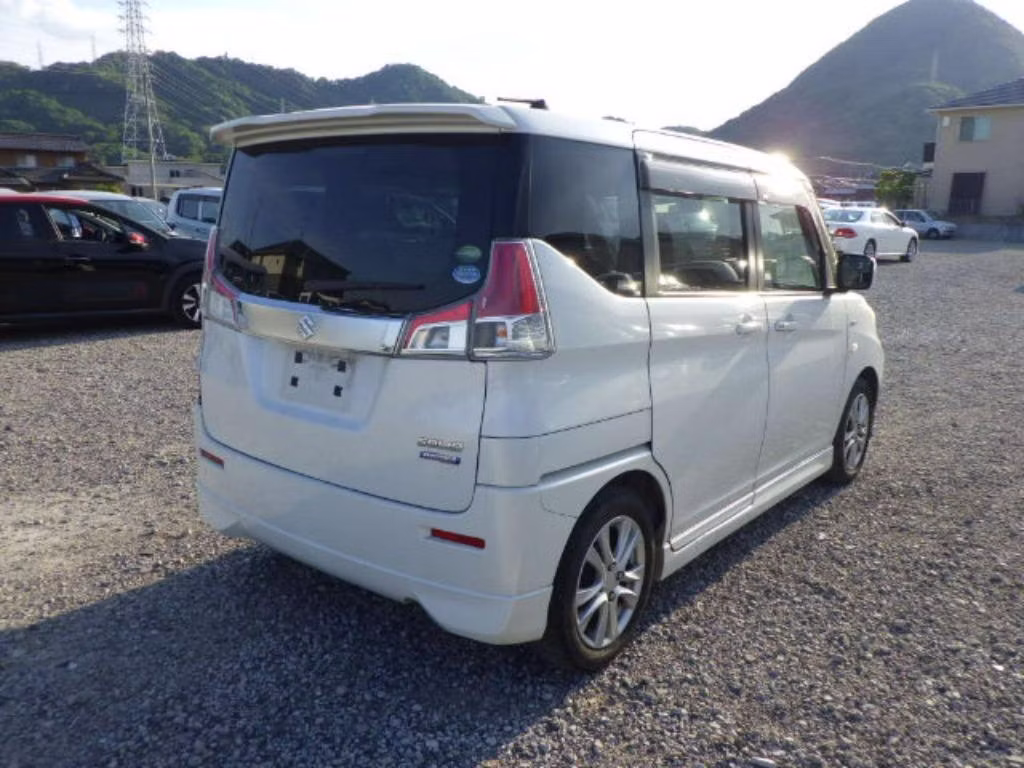 SUZUKI SOLIO