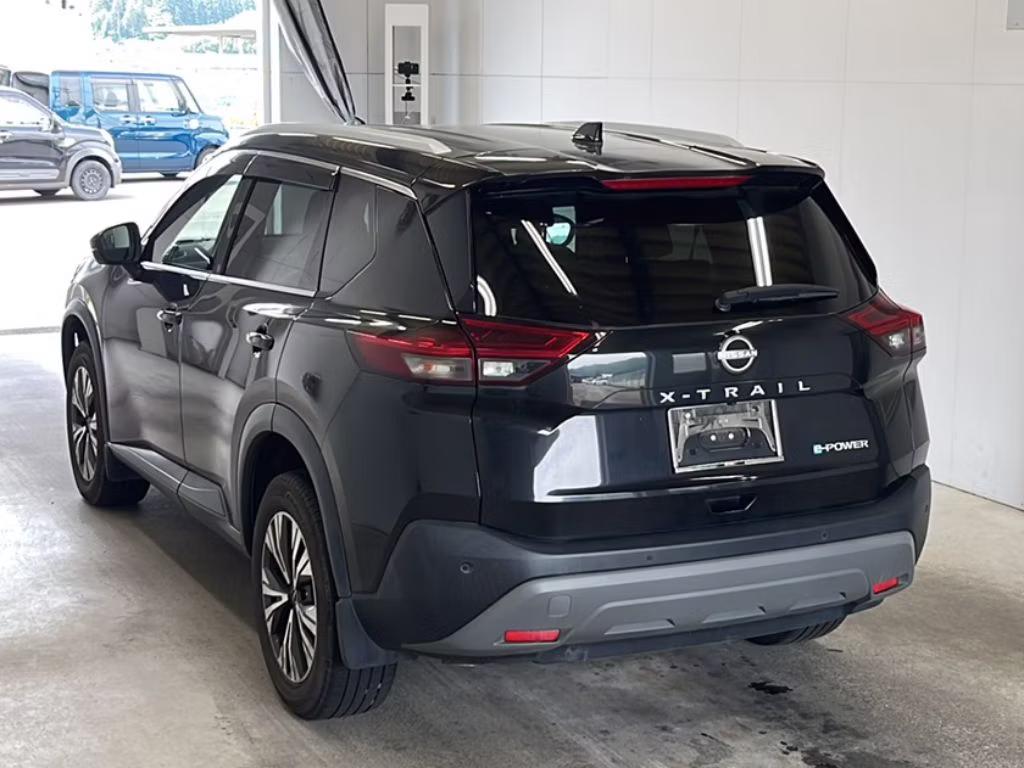 NISSAN X-TRAIL