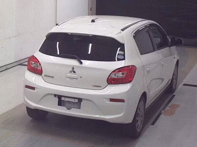 MITSUBISHI MIRAGE