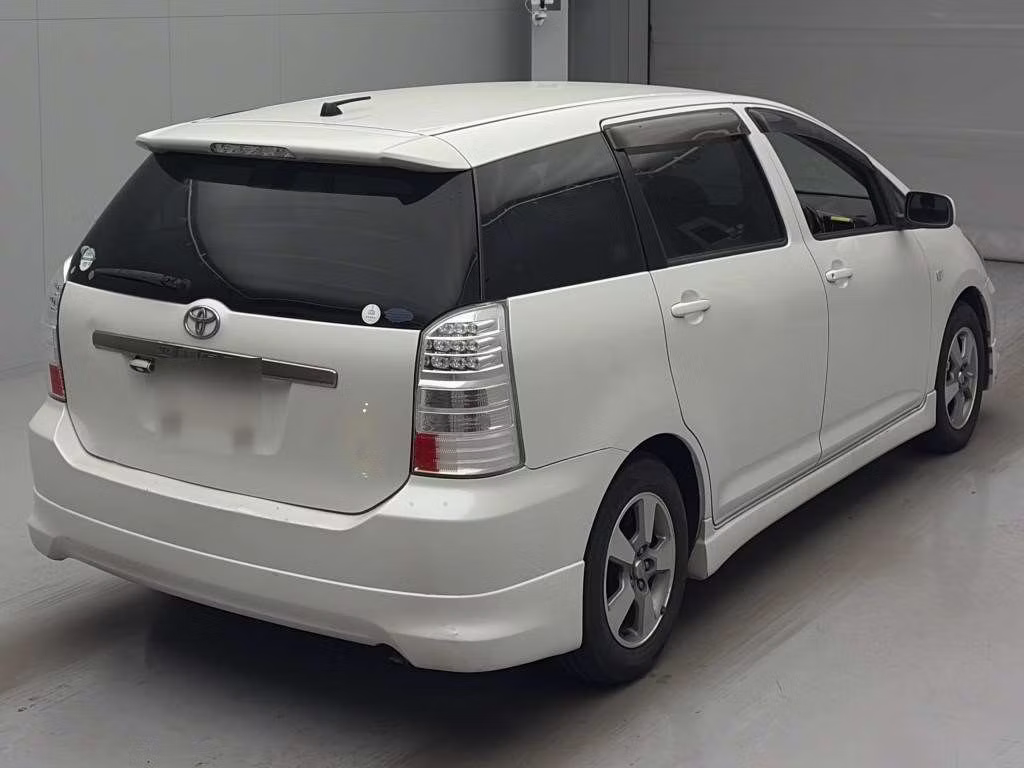 TOYOTA WISH