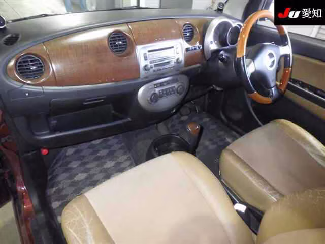 DAIHATSU MIRA GINO