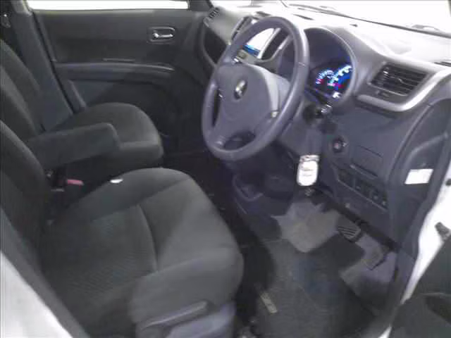 MITSUBISHI DELICA D:2
