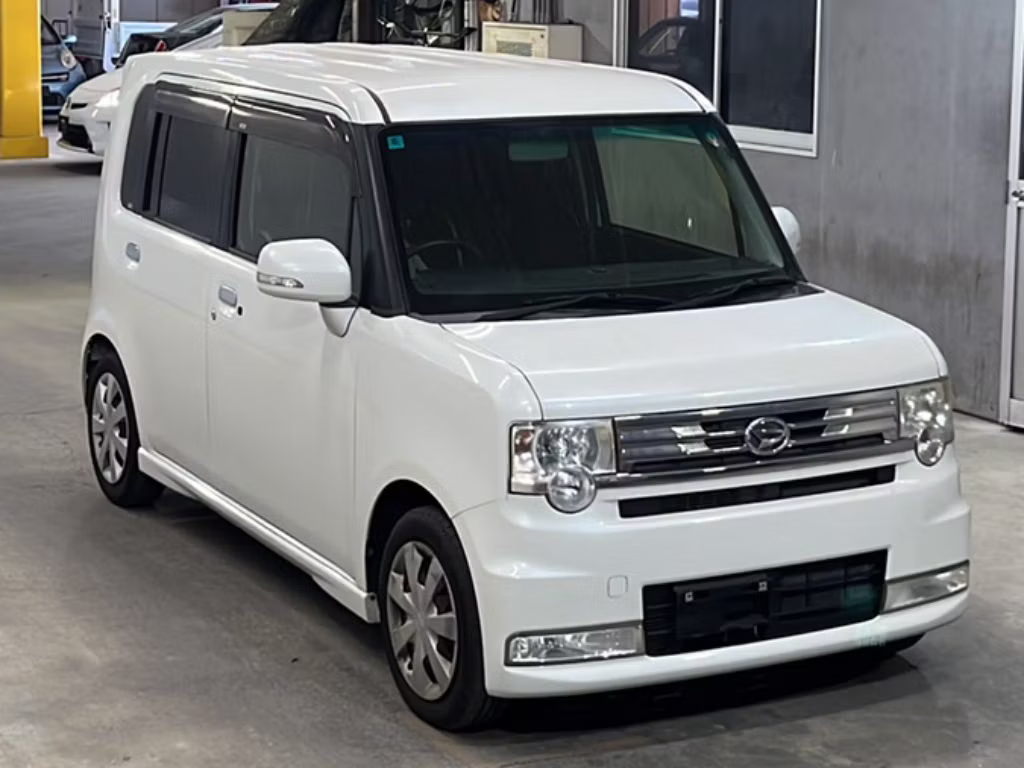 DAIHATSU MOVE CONTE