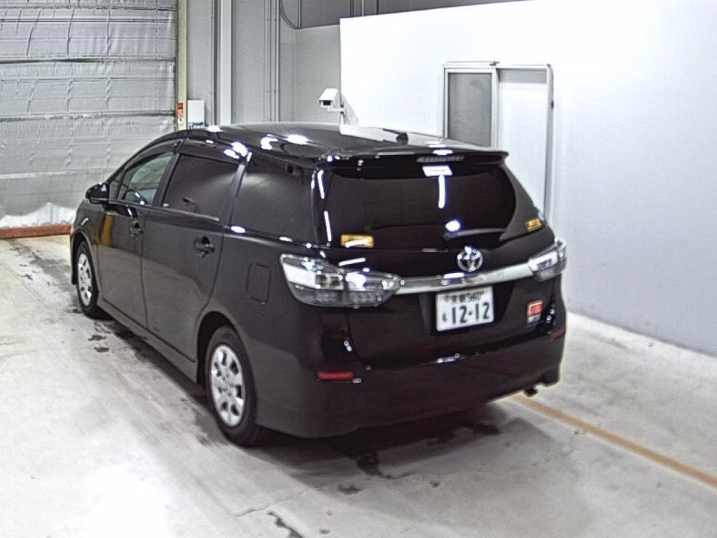 TOYOTA WISH