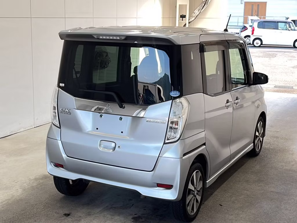 MITSUBISHI EK SPACE