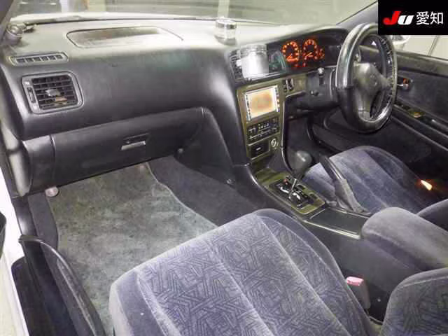 TOYOTA MARK II