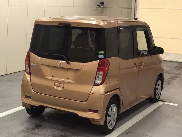 MITSUBISHI EK SPACE