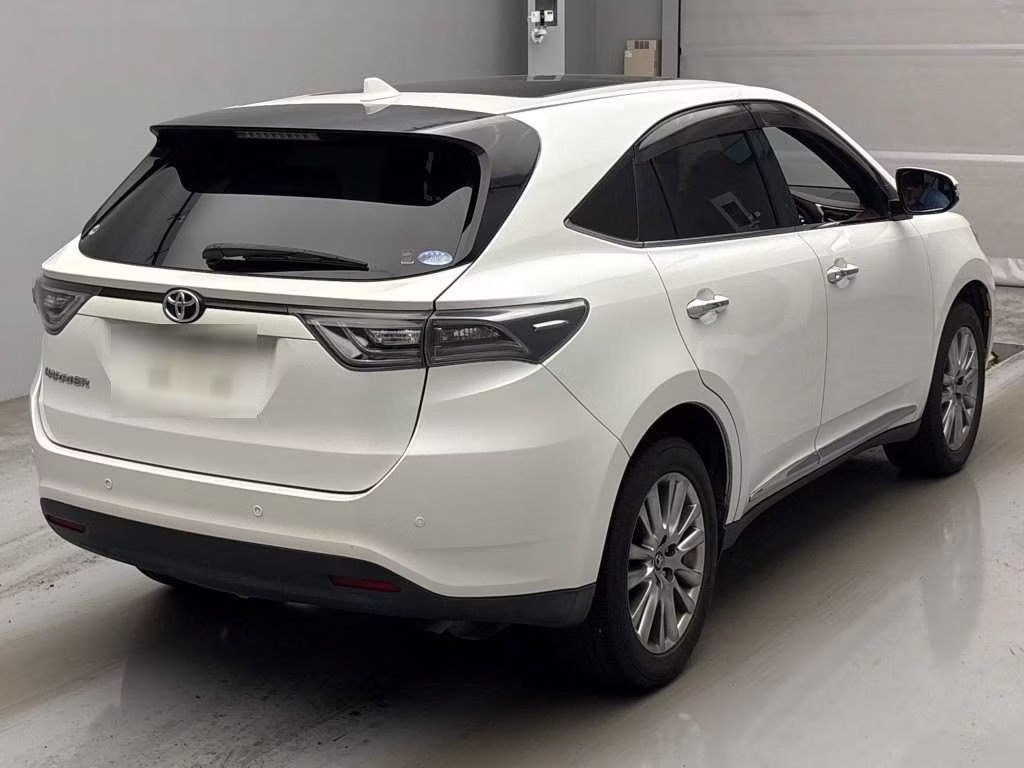 TOYOTA HARRIER