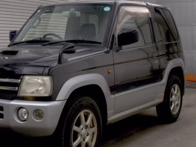 MITSUBISHI PAJERO MINI