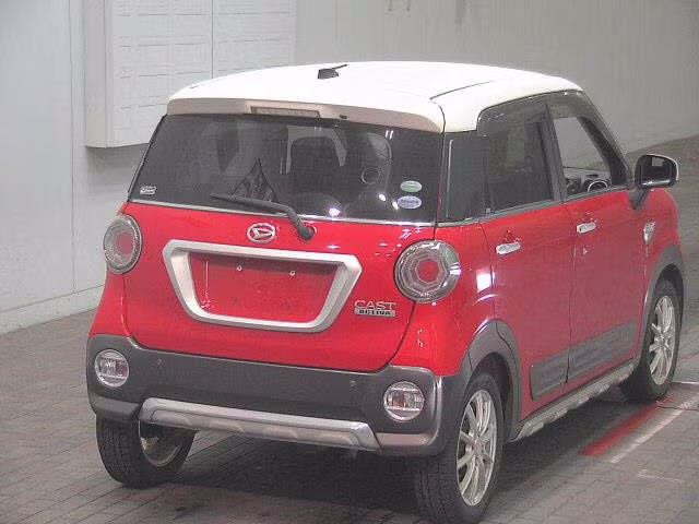 DAIHATSU CAST