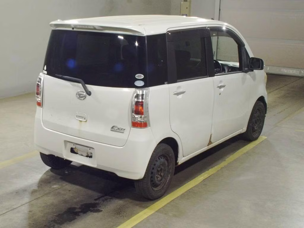 DAIHATSU TANTO EXE