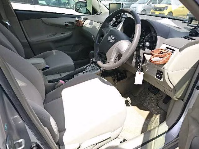 TOYOTA COROLLA AXIO