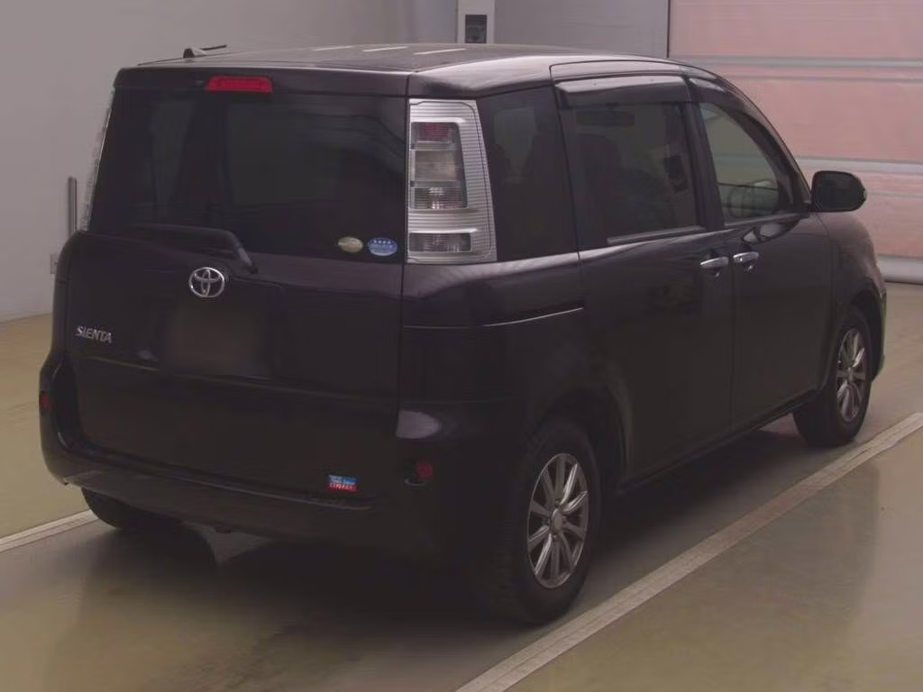 TOYOTA SIENTA