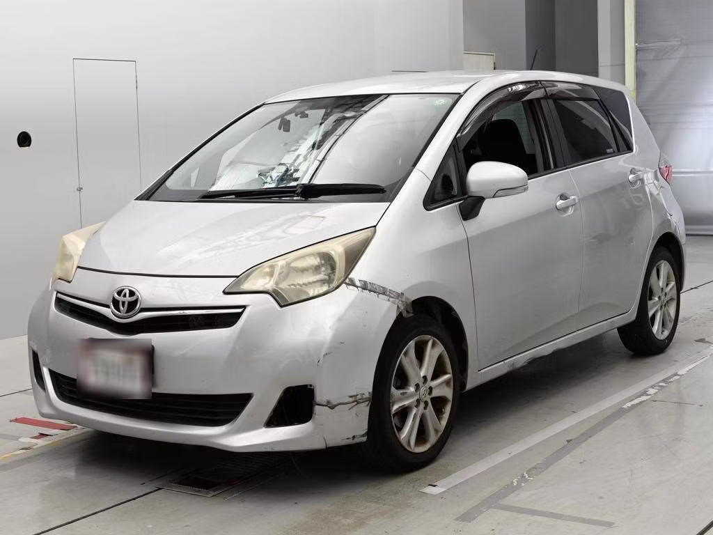 TOYOTA RACTIS