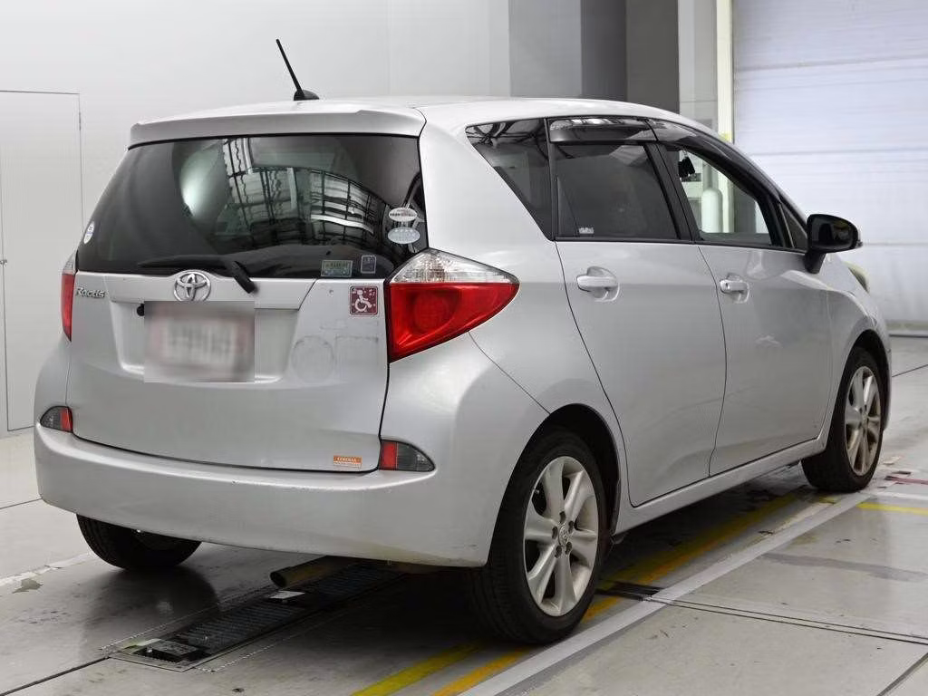TOYOTA RACTIS