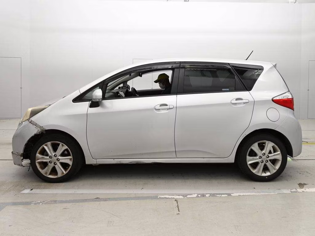 TOYOTA RACTIS