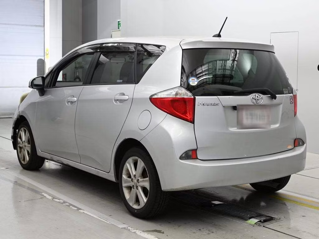 TOYOTA RACTIS