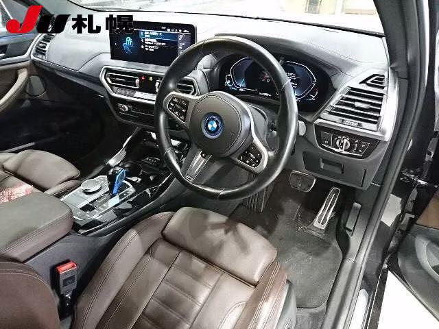 BMW IX3