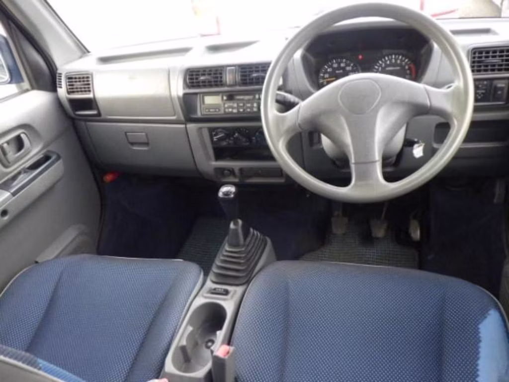 MITSUBISHI TOWN BOX