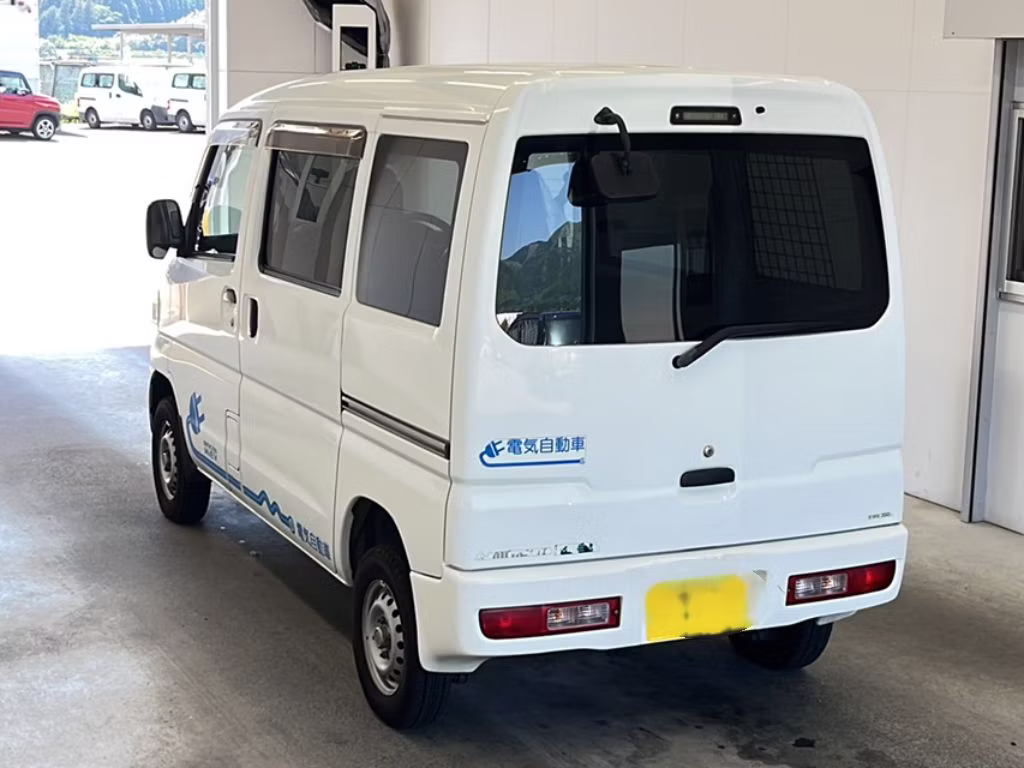 MITSUBISHI MINICAB MIEV