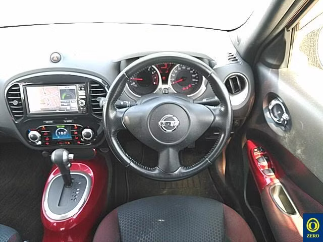 NISSAN JUKE