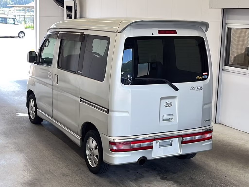 DAIHATSU ATRAI